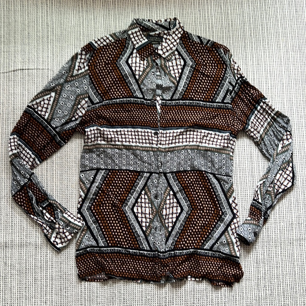 ZARA MAN BUTTON UP